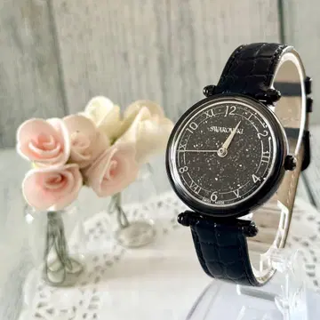 [레어] Swarovski 스와로브스키 손목시계 크리스탈 라인 원더 블랙