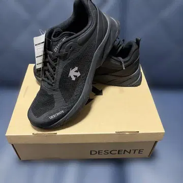 DESCENTE 올터레인 토르벤토 데상트 새상품 25.5cm