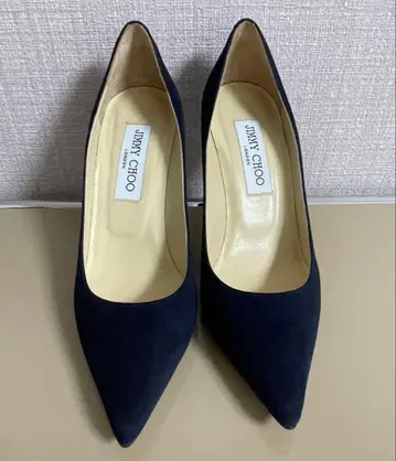 [새상품급] 지미추 Jimmy Choo 네이비 펌프스 36