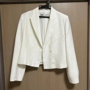 ZARA 크롭 더블 자켓 화이트 XS
