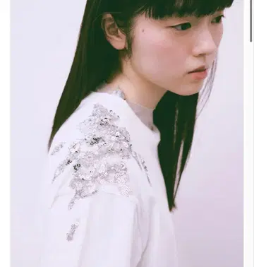 tanakadaisuke 타나카다이스케 티셔츠 화이트