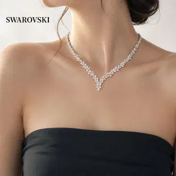 새상품급 SWAROVSKI 미란다 커 V자 크리스탈 목걸이 실버