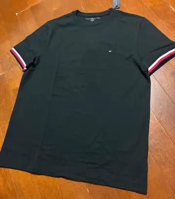 TOMMY HILFIGER 반팔 T셔츠 블랙 리브 소매 블랙 M