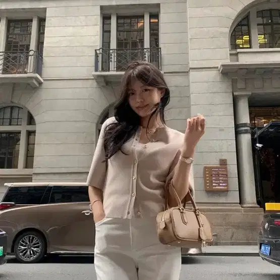 하와로엘 니트자켓 hawa 베이지