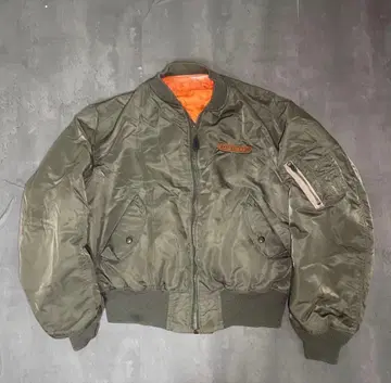 90s AVIREX MA-1 플라이트 재킷 USA 제조