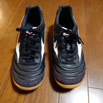 MIZUNO MORELIA 풋살화 블랙