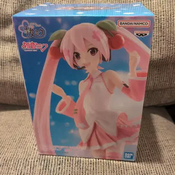 벚꽃 미쿠 BANPRESTO EVOLVE 피규어