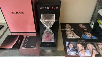 BLACKPINK DEADLINE 한정판 굿즈 세트
