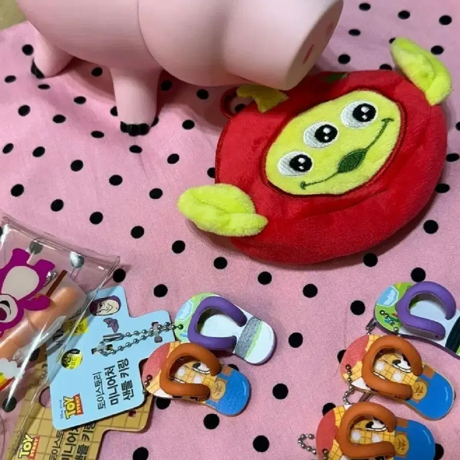 다이소 토이스토리 미니어처 신발 키링 (버즈)