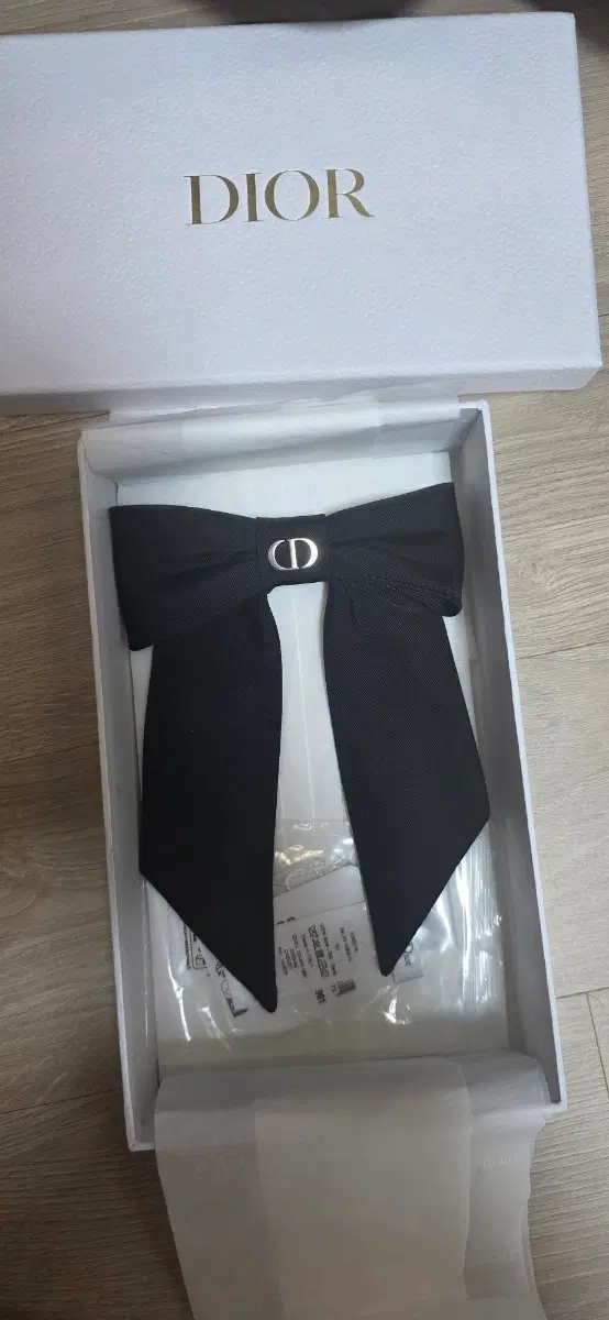 디올 리본 헤어핀 블랙