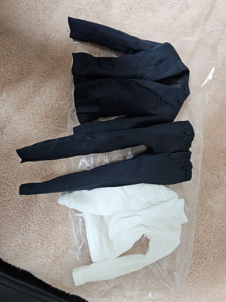 핫토이 mms750 케인 정품의상