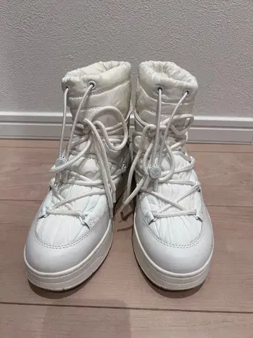 레어 Jimmy Choo 숏 스노우 부츠 36