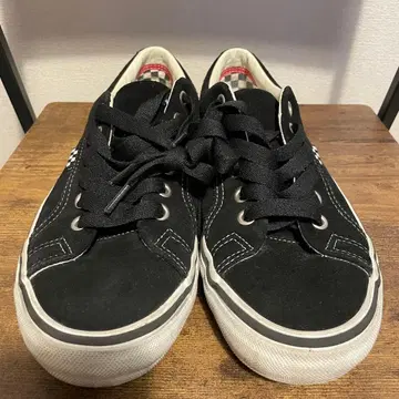 새상품급 VANS (반스) SKATE LAMPIN 스웨이드 스니커즈