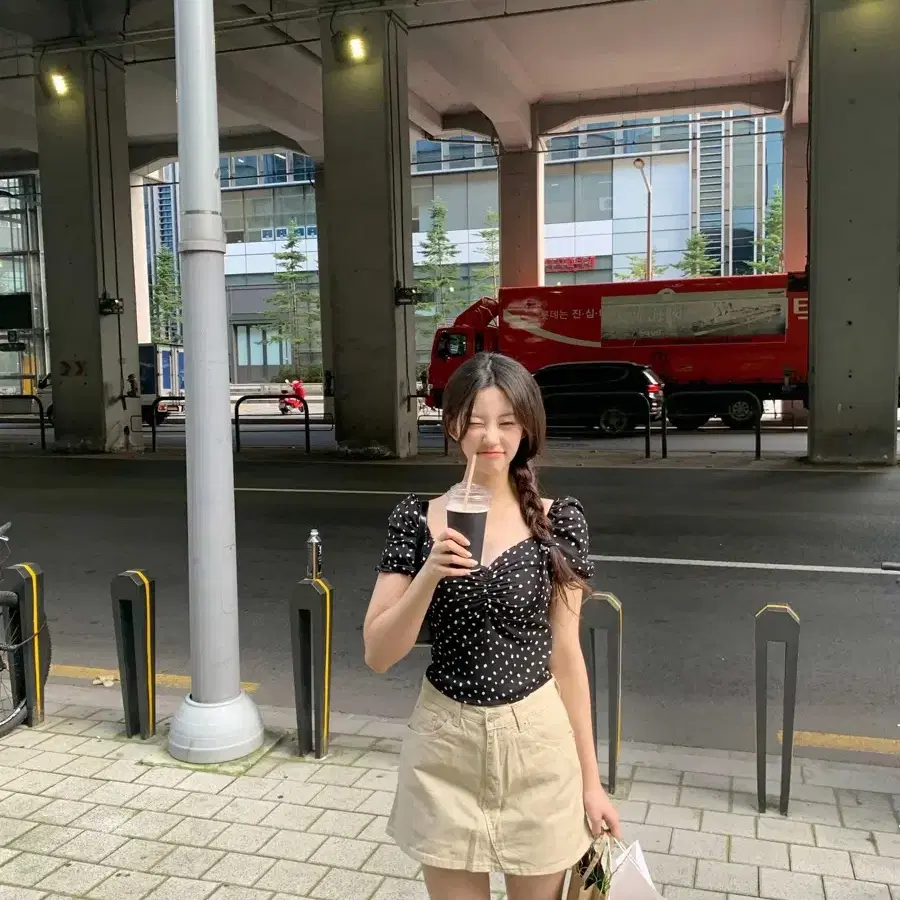 제니오 러블리 도트 블라우스s