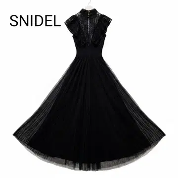 [새상품급] SNIDEL 스나이델 레이스 x 튤 도킹 원피스 블랙