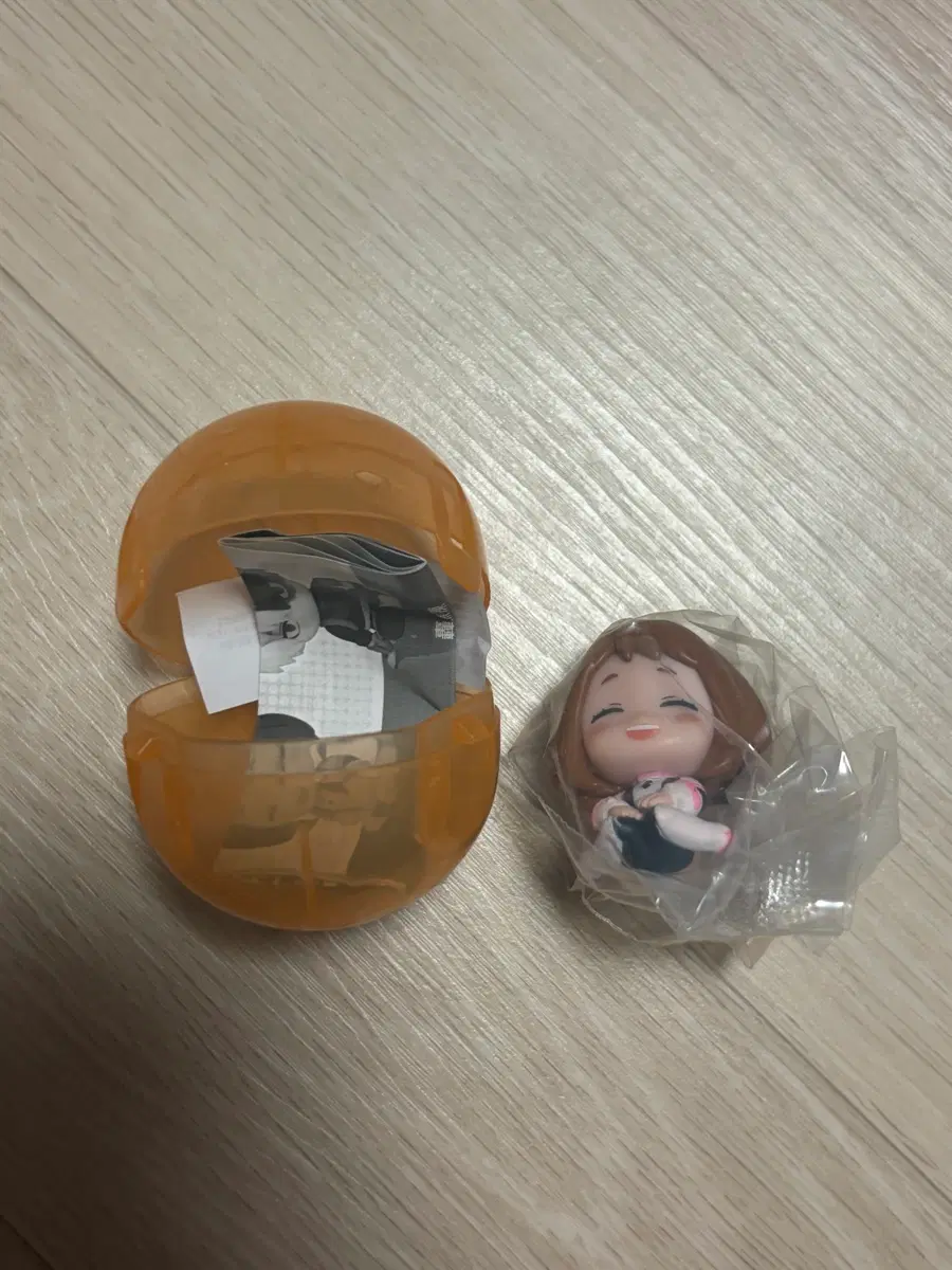우라라카 가챠 피규어 판매