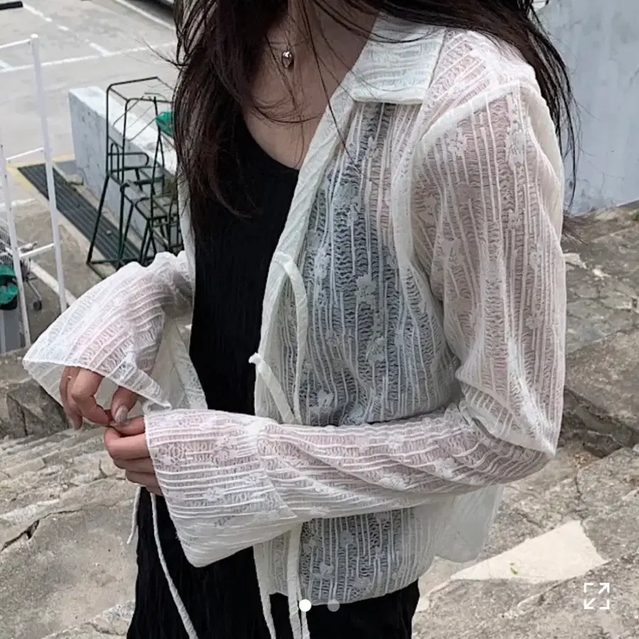 화이트 레이스 셔츠
