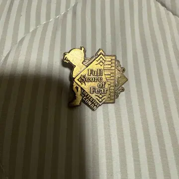 명탐정 코난 전율의 악보 핀 배지