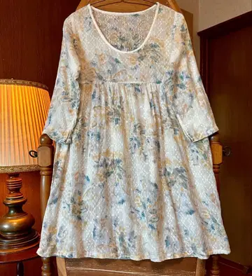 영국제 유럽풍 해외 구제 의류 vintage 꽃무늬 비침 원피스