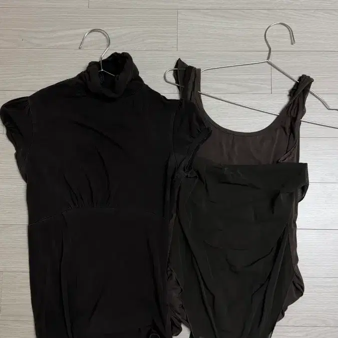 터틀넥 반팔티 & 브라운 나시 그런지페어리 y2k 빈티지