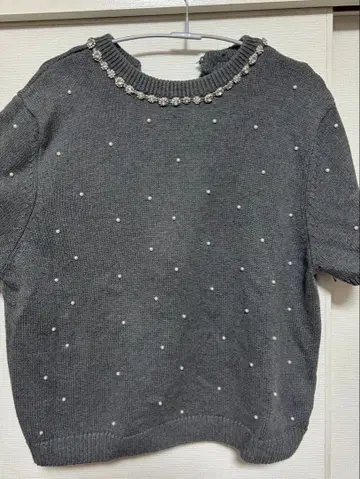 ZARA 비쥬&펄 장식 반팔 니트 그레이