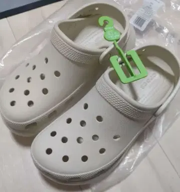 [ 새상품 ] Crocs 메가 크러쉬 크로그
