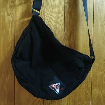 amazarashi 말 좀비 숄더백