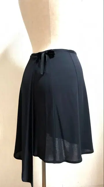 블랙 미니 스커트 플레어 랩스커트 리본 일본제 여름 y2k 모리걸
