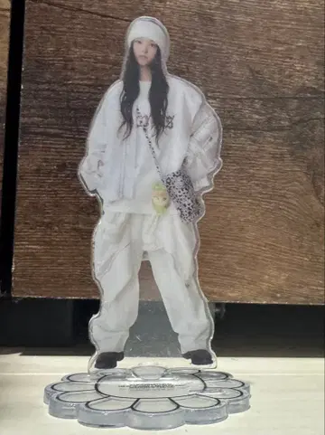 NewJeans HAERIN 해린 아크릴 스탠드