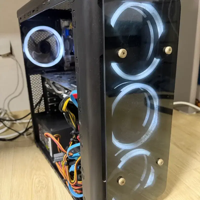 i7-3770 게이밍 컴퓨터 본체