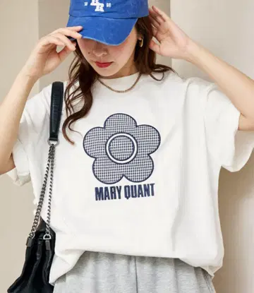 MARY QUANT 데이지 로고 반팔 T셔츠 화이트