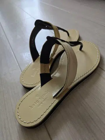 kate spade NEW YORK 샌들 토트