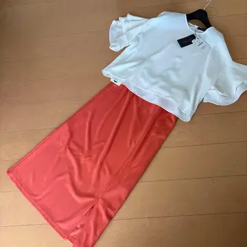 ZARA WOMAN 프릴 슬리브 블라우스 화이트 택 포함 새상품