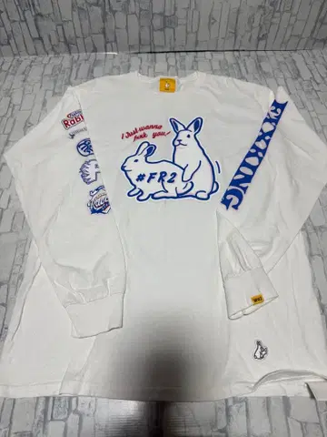 #FR2 FXXKING RABBITS 긴팔T셔츠 화이트 중고 M사이즈