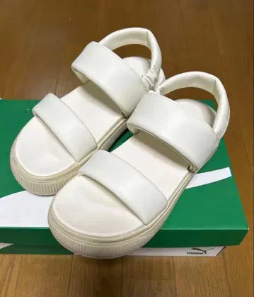 가격 인하 PUMA 통굽 샌들 24cm