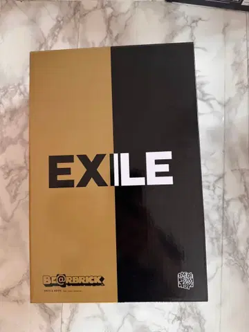 베어브릭 EXILE 베어브릭 100% & 400%