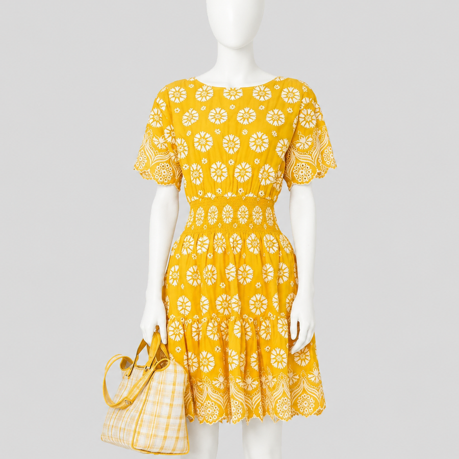 토리버치 TORY BURCH 자수 아일렛 스모크 밴딩 원피스
