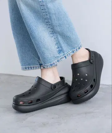 crocs 클래식 크러쉬 클로그