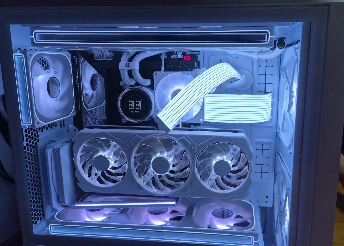 갤럭시 rtx4070 ex gamer로 추금 5070ti교환 원해요!
