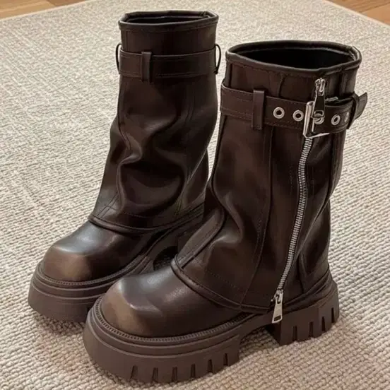 부츠 파실 분 구해요