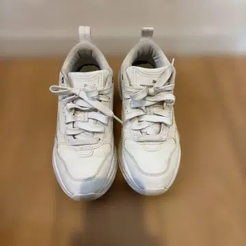PUMA 여성용 스니커즈 화이트