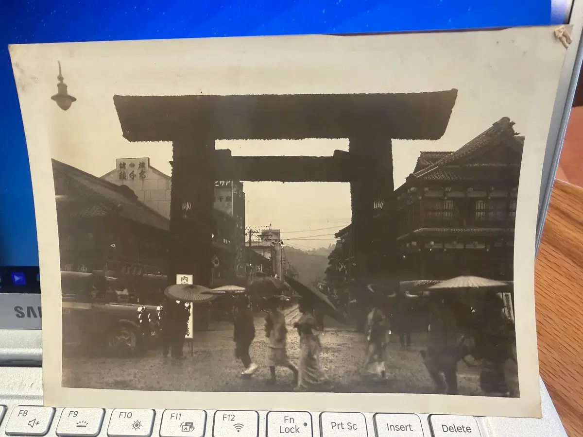 1920년 - 일본 이세 신궁의 관문 우지야마다역 앞 풍경 사진