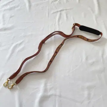 MCM 숄더백용 숄더 스트랩 브라운