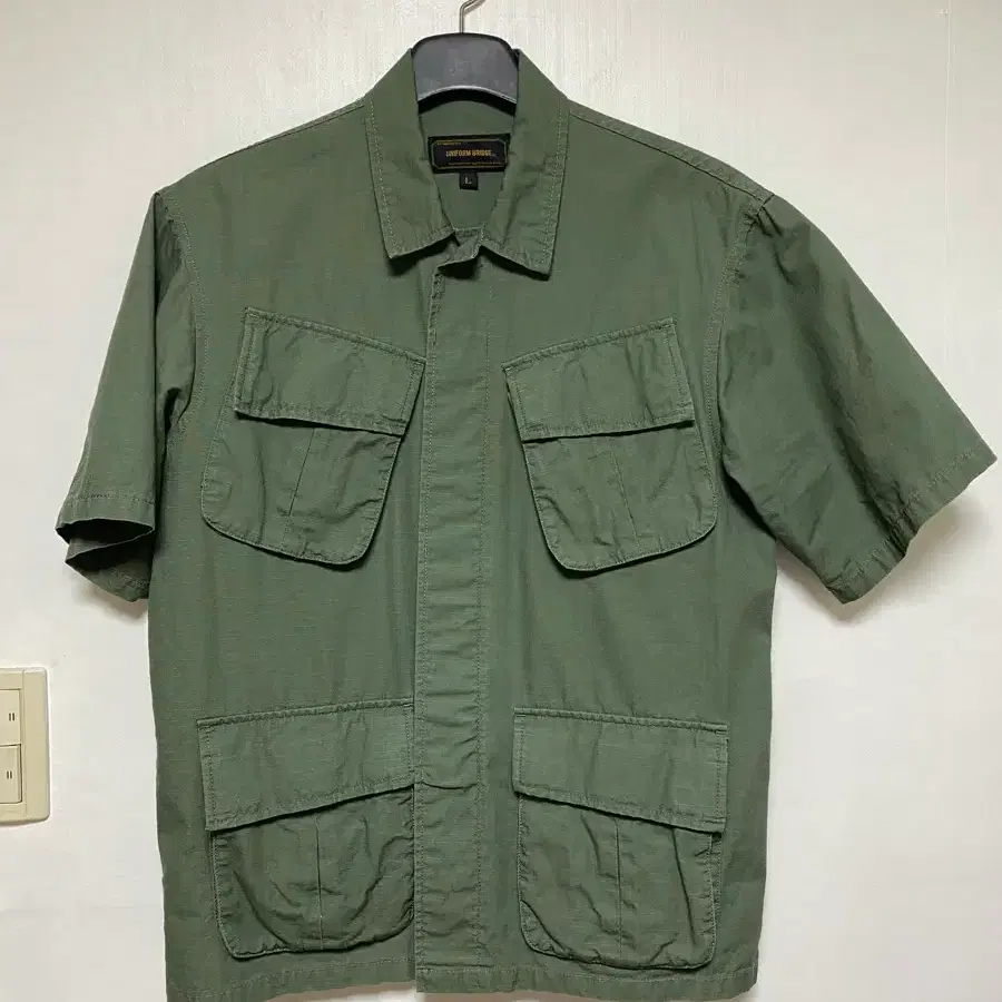 [UNIFORM] 유니폼브릿지 퍼티그 반팔셔츠 L사이즈