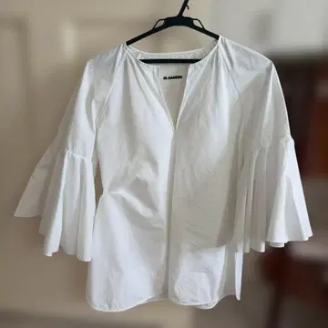 JIL SANDER 화이트 플레어 슬리브 블라우스 32