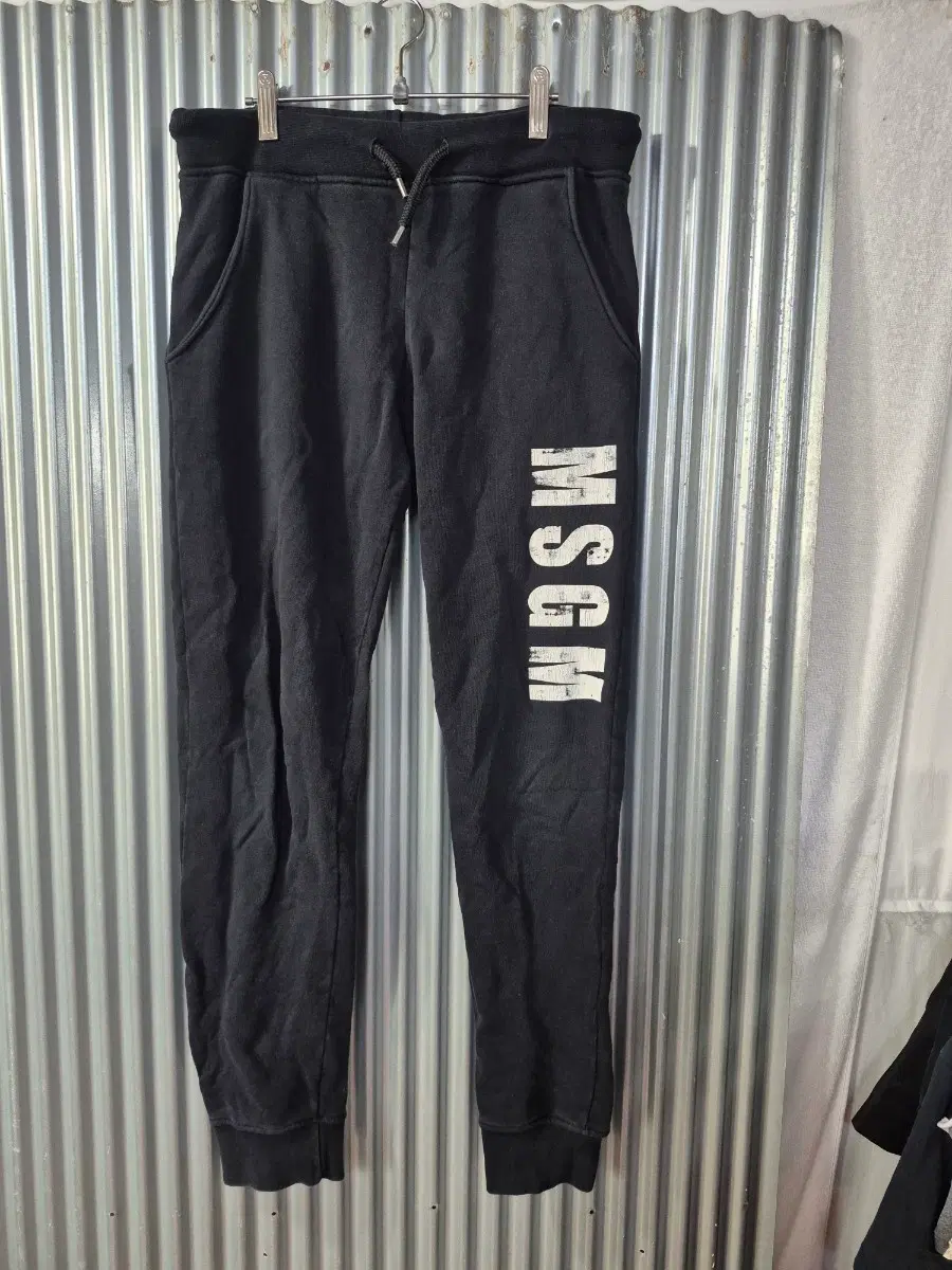 14 MSGM 키즈 트레이닝 블랙 조거 팬츠