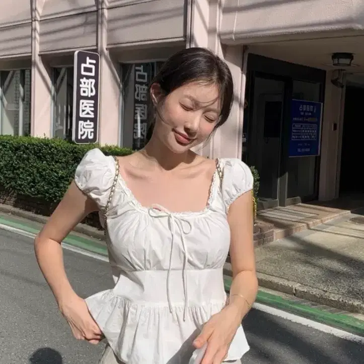 릴리코츠 피오니 블라우스