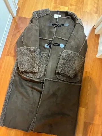 REPEAT 무스탕풍 더플 코트 브라운