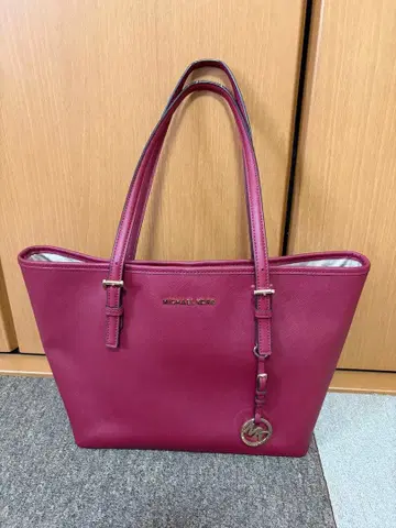 MICHAEL KORS 토트백 보르도