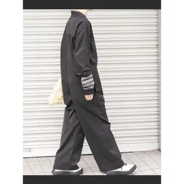 EKAL 에카 점프 수트 블랙